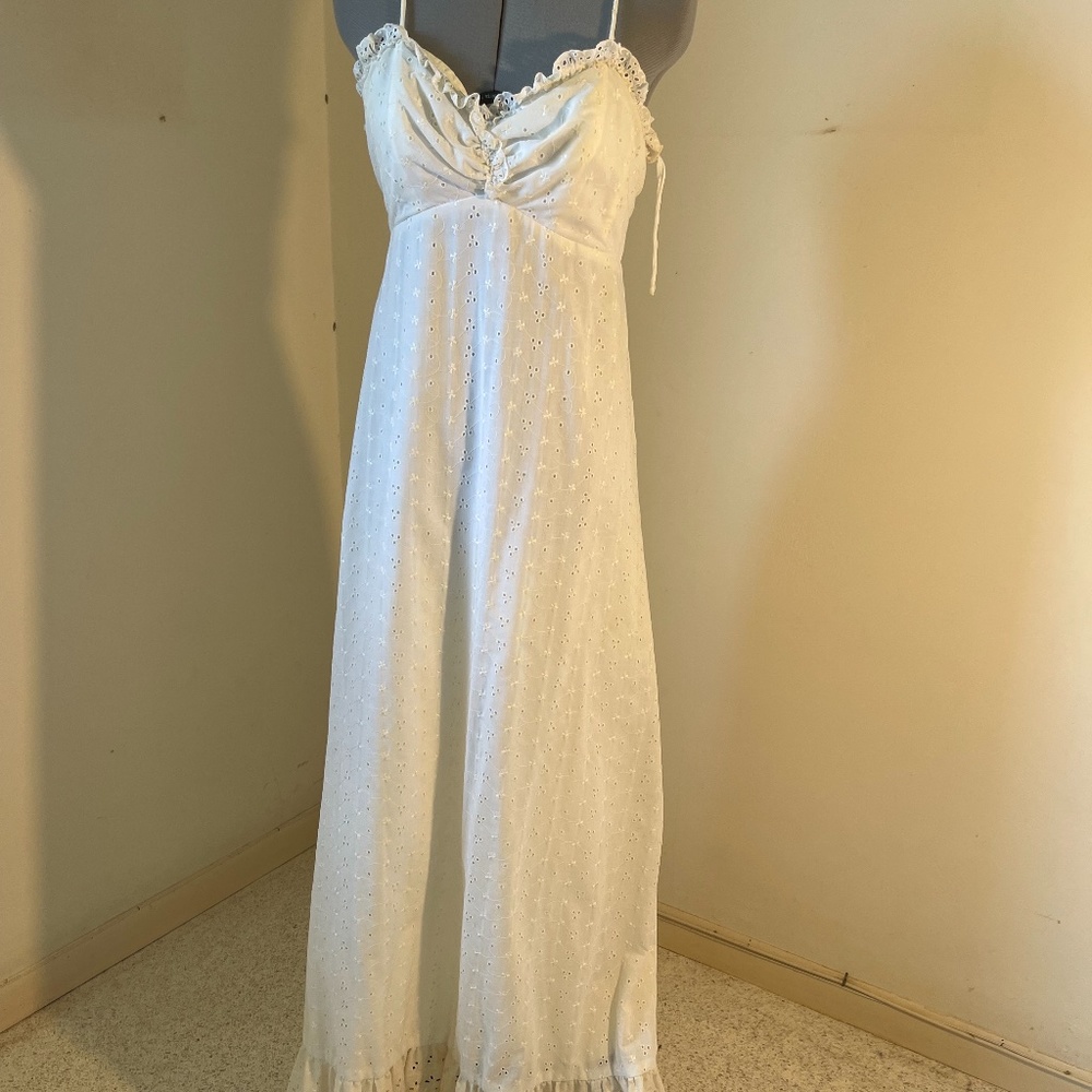 Vintage eyelet bohemian white summer maxi dress